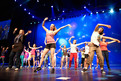 Tänzer auf der Bühne. Foto: ADAC/Tom Gonsior