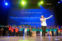 Jenny Schröder singt zum letzten Mal die Special Olympics Hymne. Alle Anwesenden singen mit, eine unglaubliche Stimmung in der Halle. Foto: ADAC/Tom Gonsior