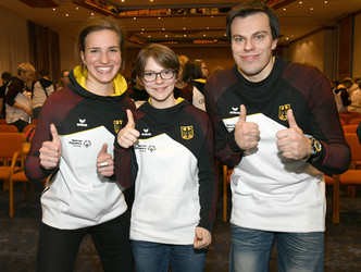 Die Gesichter des Teams SOD zu den Weltspielen in Abu Dhabi: Caroline Flegel, Annika Schwab und Ralf Andrasch. Foto: SOD/Juri Reetz