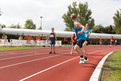Staffelübergabe von Svenja Schwarz an Christoph Brügge bei der 4 x 100 m Staffel. (Foto: Luca Siermann)