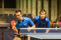 Jörg Hader (links) bildet zusammen mit Oliver Burbach ein Tischtennis-Unified-Doppel. Beide gewannen am Montag die Silbermedaille. (Foto: Luca Siermann)