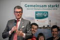 Pressekonferenz am 12.02.2014 - Prof. Dr. Andreas Meyer-Falcke unterstützt als Personaldezernent der Stadt Düsseldorf, dass die 400 Azubis der Stadt Düsseldorf freigestellt werden, wenn sie als Helfer bei den Special Olympics Düsseldorf 2014 dabei sind. F