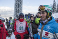Skirennläufer Felix Neureuther eröffnete mit der ersten Abfahrt die Ski Alpin und Snowboard Wettbewerbe der Special Olympics Garmisch-Partenkirchen 2013. Vorher nahm er sich aber noch die Zeit um mit den Athleten zu fachsimpeln. Philipp Maurer vom EBK Olc