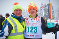 Gerhard Enzelberger mit seinem Coach Martin Gumpp im Ziel nach dem 3km Lauf. (Foto: ADAC/Tom Gonsior)
