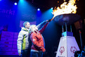 Die Gesichter der Spiele Tanja Kirsch und Stefan Birnbacher entzünden gemeinsam mit Tobias Angerer die Special Olympics Flamme. (Foto:SOD/Stefan Holtzem)
