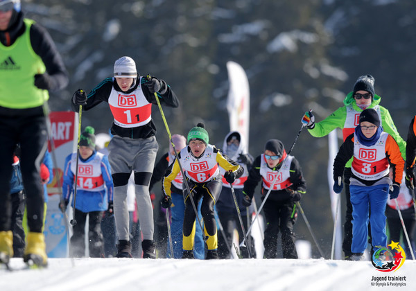 Der ParaLanglauf-Wettbewerb beim Winterfinale 2018 in Schonach. Foto: Jugend trainiert