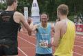Leichtathletik, 10.000 m Lauf: Christian Weißenberger, Diakonie Pfingstweid e.V. Tettnang, freut sich über seinen ersten Platz. (Foto: SOD/Jörg Brüggemann OSTKREUZ)