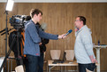 Am Ende der Gesprächsrunde wurde Pierre Petersen von einem Journalisten des NDR für das Schleswig-Holstein Magazin interviewt. (Foto: SOD/Jan Konitzki)