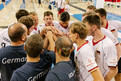 Einschwören aufs Spiel. Teamgeist wird bei der deutschen Mannschaft groß geschrieben. (Foto: SOD/Jörg Brüggemann (OSTKREUZ)