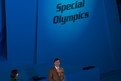 Timothy Shriver, Präsident Special Olympics, bei seiner Abschlussrede im Yongpyeong Dome. Foto: Luca Siermann