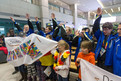 Gute Laune bei den Athletinnen und Athleten sowie den Schülern der deutschen Schule Seoul. Foto: Luca Siermann