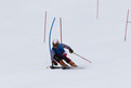 Das harte Training hat sich gelohnt. Gekonnt absolviert Jonas Hoch die Slalom-Strecke. Foto: Luca Siermann