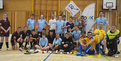 Die Athleten der beiden Special Olympics Mannschaften aus Hoisbüttel (in gelb) mit den Spielern der Mannschaften aus Rendsburg, Bordesholm und Kiel. (Foto: Christian Schirrmacher)