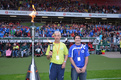 Die beiden Fackelträger Dirk Schäfer und Anton Enderle haben die Special Olympics Flamme entzündet. (Foto: SO Rheinland-Pfalz)
